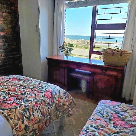 La Mer Seafront Selfcatering Accommodation Kleinmond Exterior photo