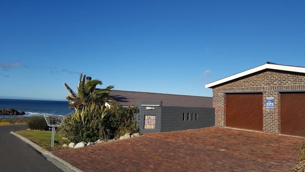 La Mer Seafront Selfcatering Accommodation Kleinmond Exterior photo